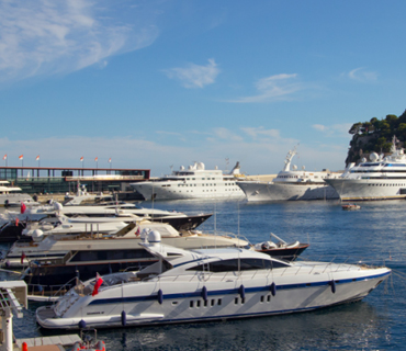 yachts charter in Mumbai