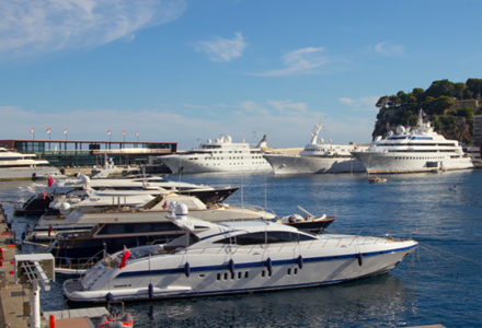 Premium Yacht and Boat Ownership Experience in Mumbai with Navnit Marine