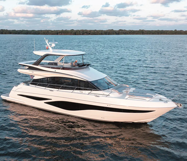 yacht chartering services in Mumbai