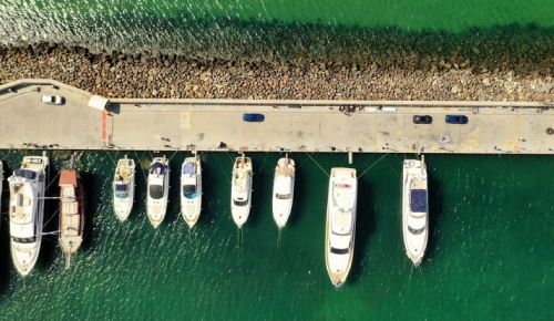 Pontoon Boats dealer Mumbai India |Top 10 Boat Types Every Boater Can Enjoy | Navnit Marine Thane Mumbai