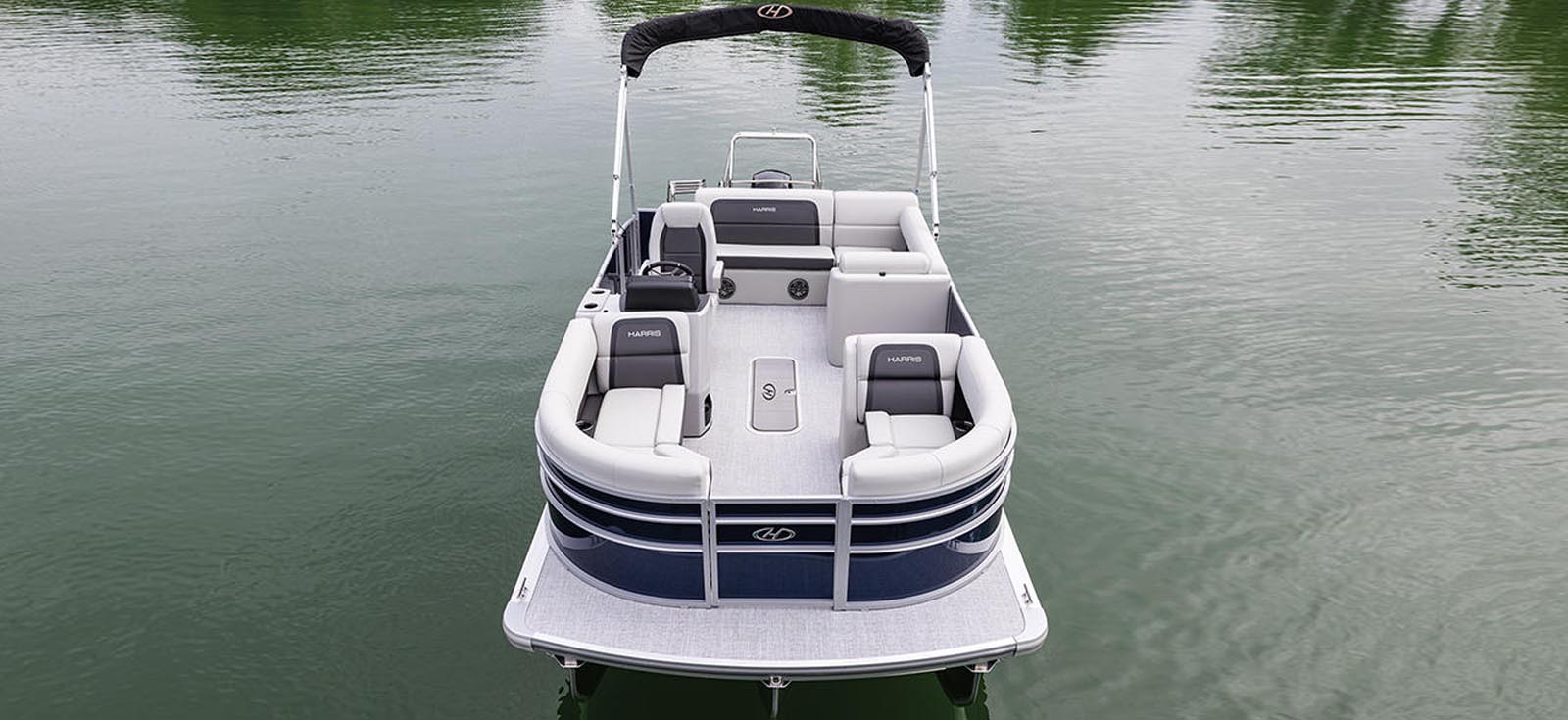 VR4 Series Deck Boats