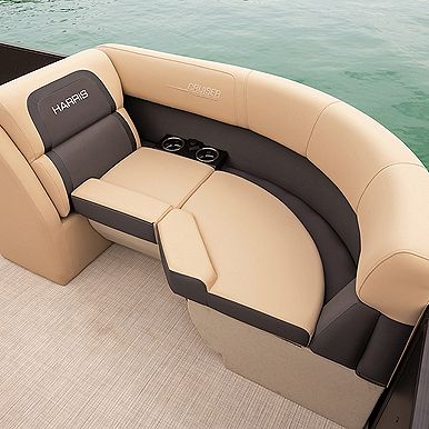 Cruiser 210