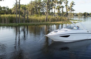 Regal 28 Express