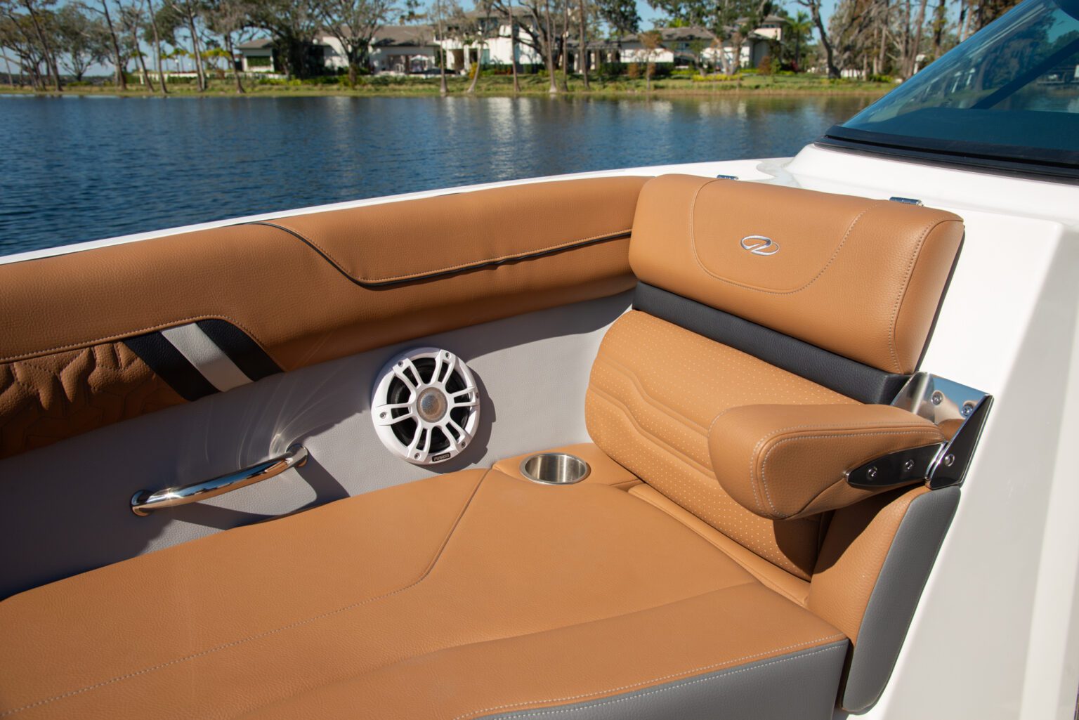 Sterndrive Bowrider Regal LS2
