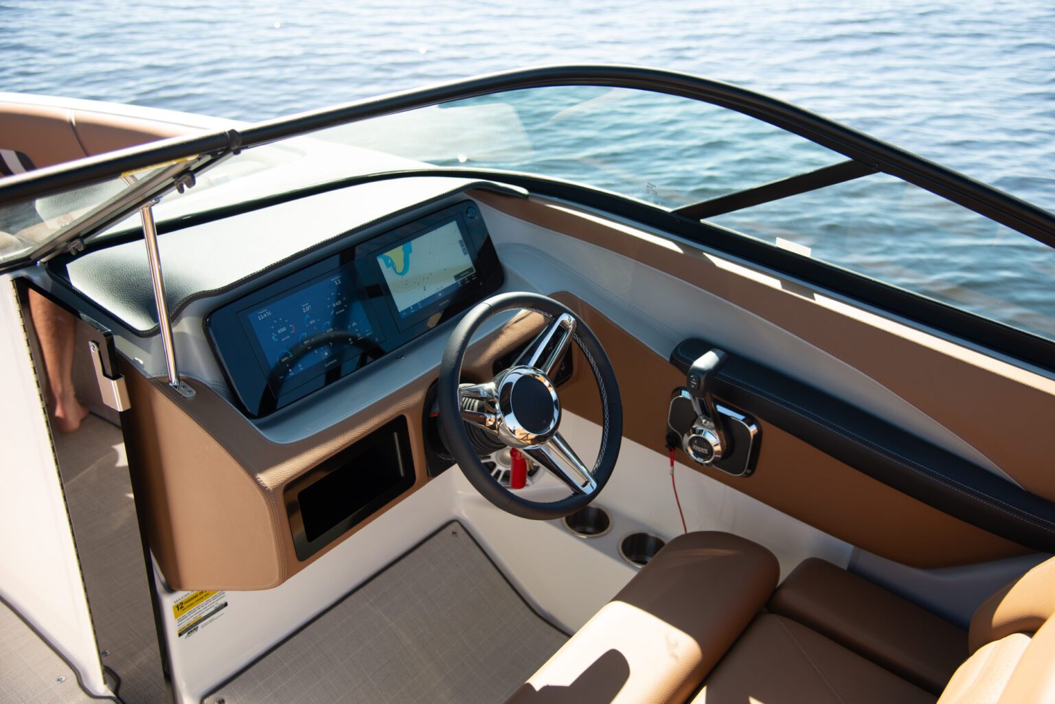 Sterndrive Bowrider Regal LS2
