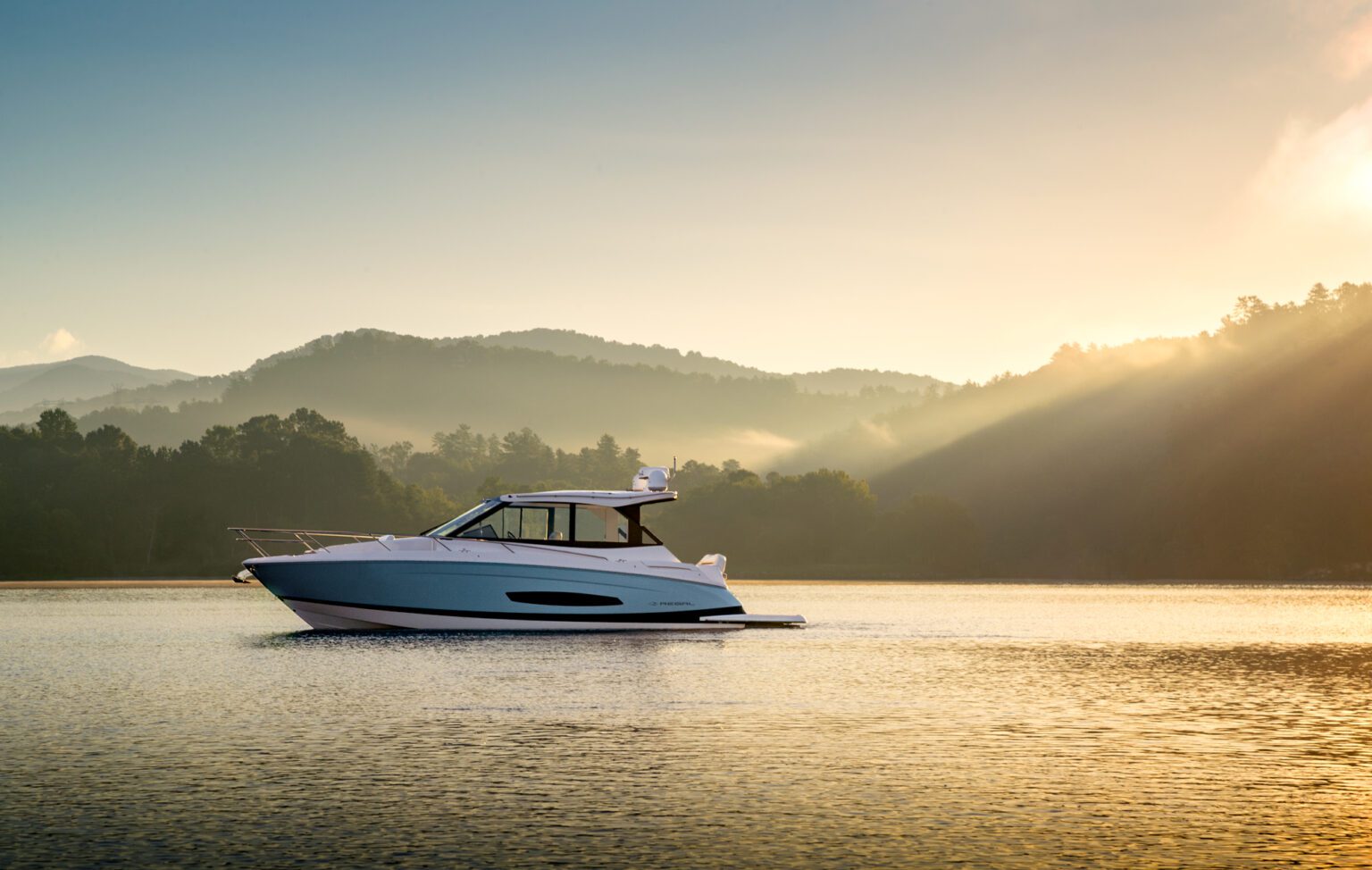 Regal 36 Grande Coupe