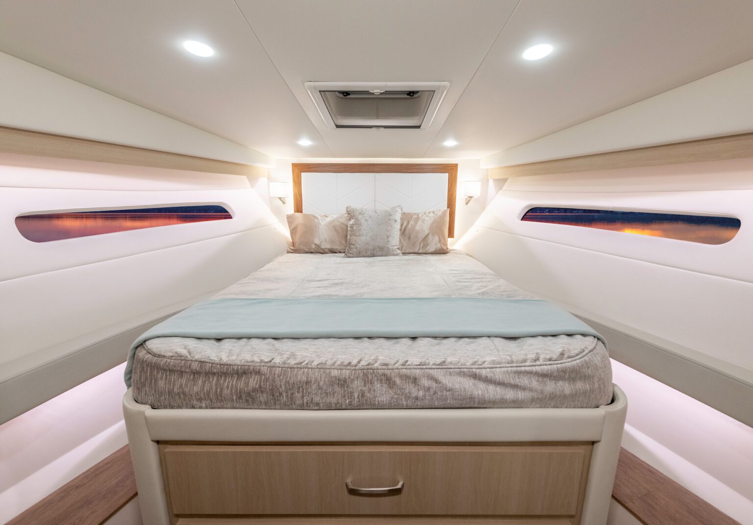 Regal 38 FXO