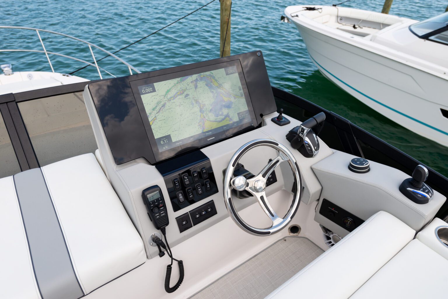 Regal 38 FXO
