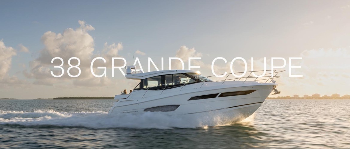 Regal 38 Grande Coupe Regal 38 Grande Coupe