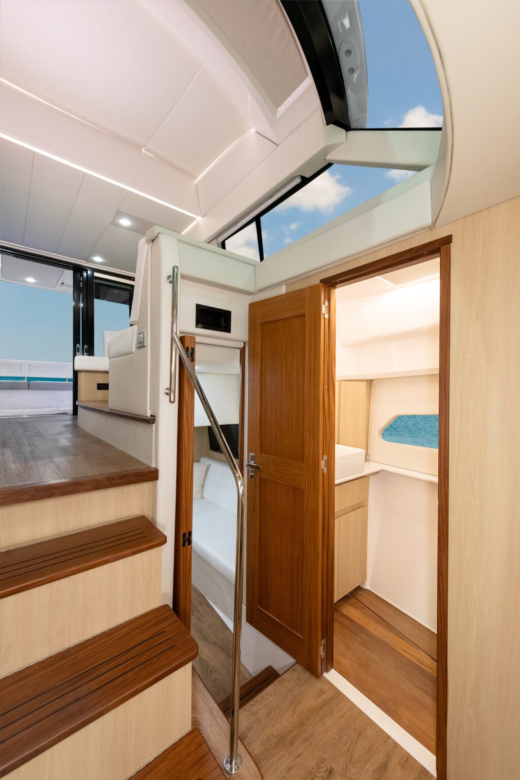 Regal 42 Grande Coupe